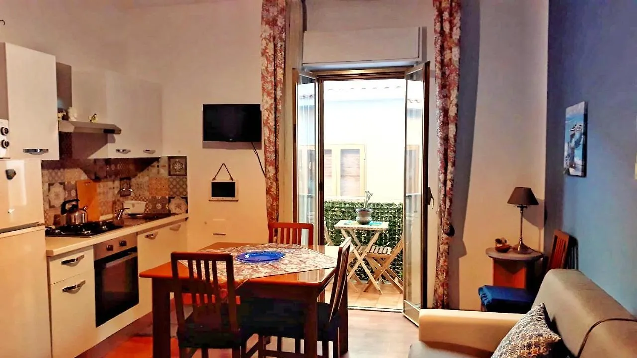 Casa Vacanza La Isla Bonita Isola delle Femmine 0*,  Olaszország